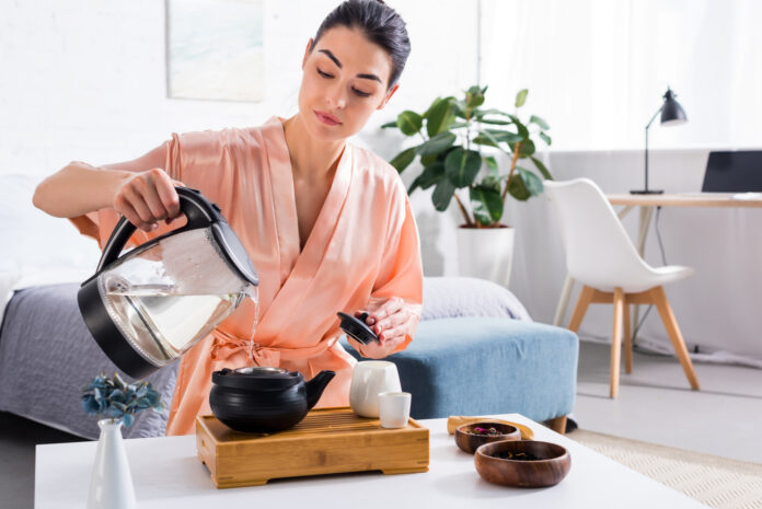 Best Non-Toxic Tea Kettle for Your Kitchen [2022]