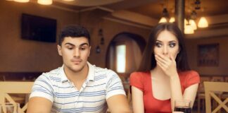 girlfriend caught her boyfriend swiping online girls on a dating app