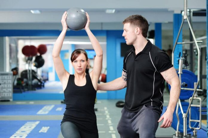 woman improving herself on doing some exercise to make her boyfriend get more attracted to her