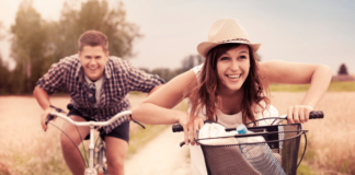 Friendship on bikes