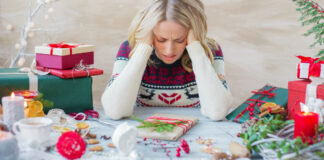 6 Ways to Cope with Your Narcissistic Parents This Holiday Season