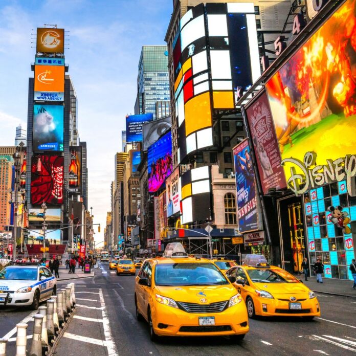 35 “Bucket List” Things to Do in New York City
