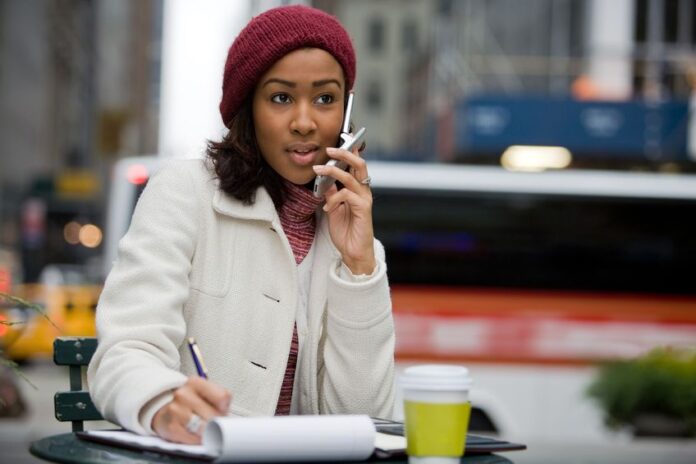 woman calling someone on the phone