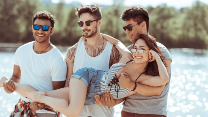 Why You Would Rather Date Three People Than Be Happy With One