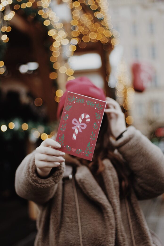 11 Best Eco Friendly Christmas Cards 2022