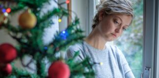 10 Prayers for the Divorced Woman This Christmas