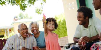 7 Unique Things Grandparents Offer Grandchildren