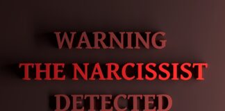 10 Narcissist Red Flags to Watch Out For