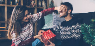 6 Reasons Married Couples Should Start Their Own Holiday Traditions