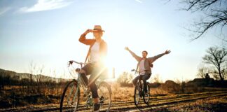 5 Ways to Add Sunshine to Someone’s Life