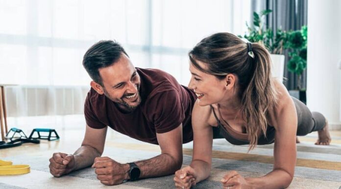 couple doing a plank together