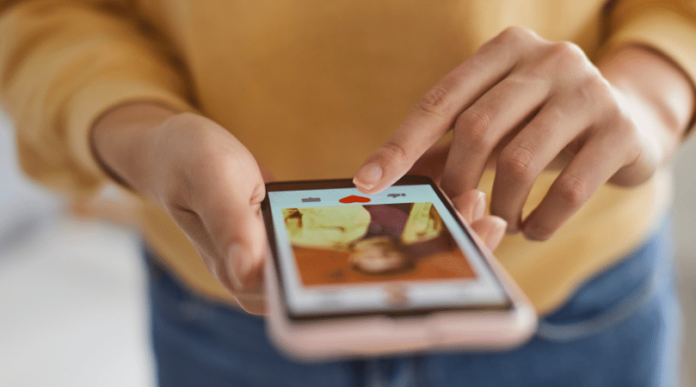 Online Dating Swipes