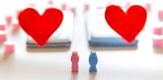 Online dating with two figures and finding love