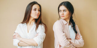 5 Ways Satan Uses Comparison to Break Apart Female Friendships